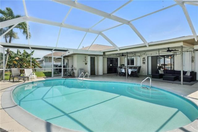 28 SE 12th AVE, Cape Coral, FL 33990