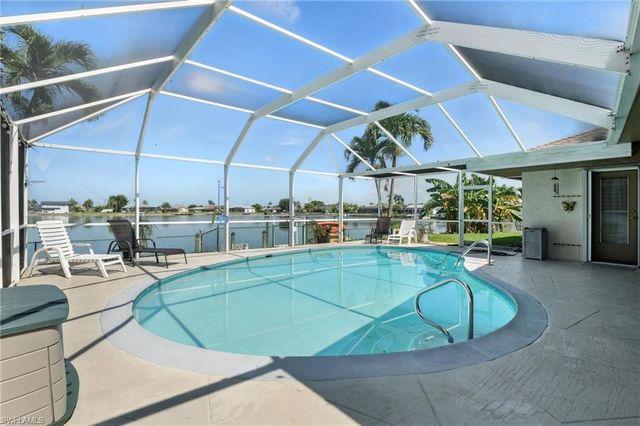 28 SE 12th AVE, Cape Coral, FL 33990