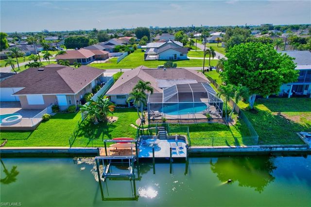 28 SE 12th AVE, Cape Coral, FL 33990