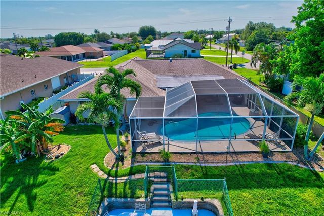 28 SE 12th AVE, Cape Coral, FL 33990
