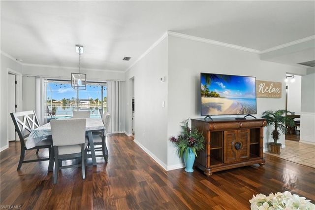 28 SE 12th AVE, Cape Coral, FL 33990