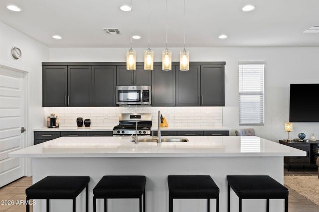18039 W AMBER RIDGE Way, Goodyear, AZ 85338
