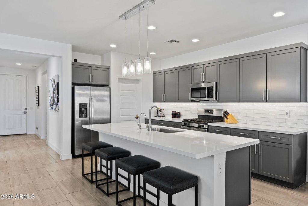 18039 W AMBER RIDGE Way, Goodyear, AZ 85338 — photo 3