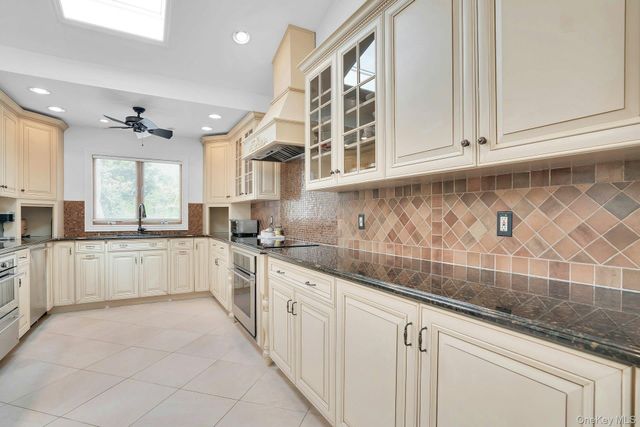 66 Harvest Lane, Commack, NY 11725