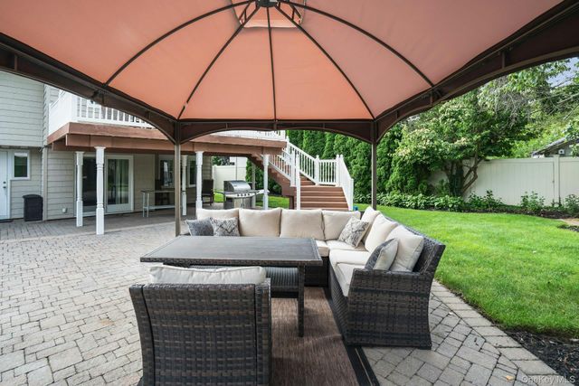 66 Harvest Lane, Commack, NY 11725