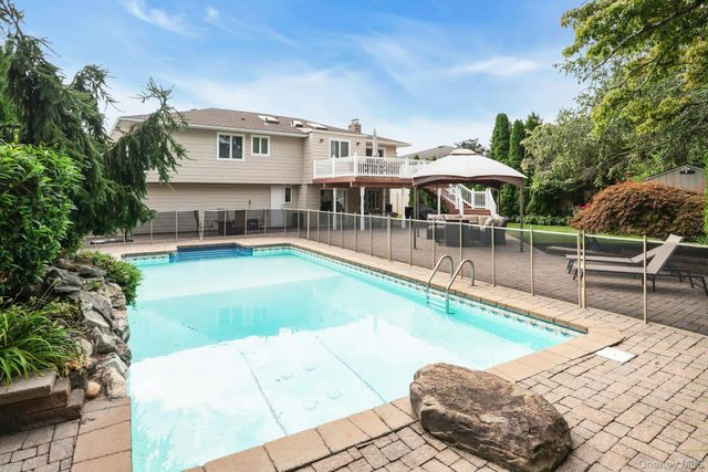 66 Harvest Lane, Commack, NY 11725