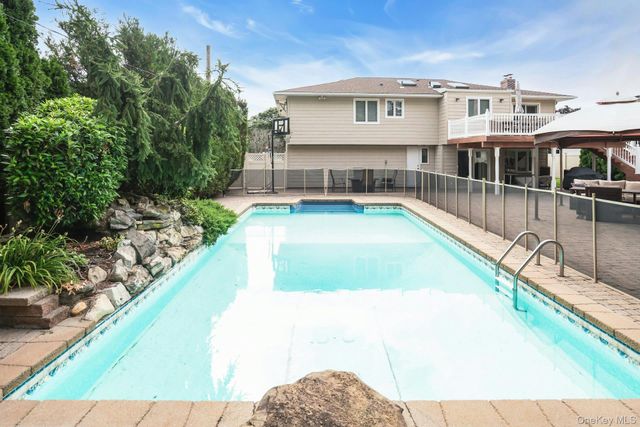 66 Harvest Lane, Commack, NY 11725