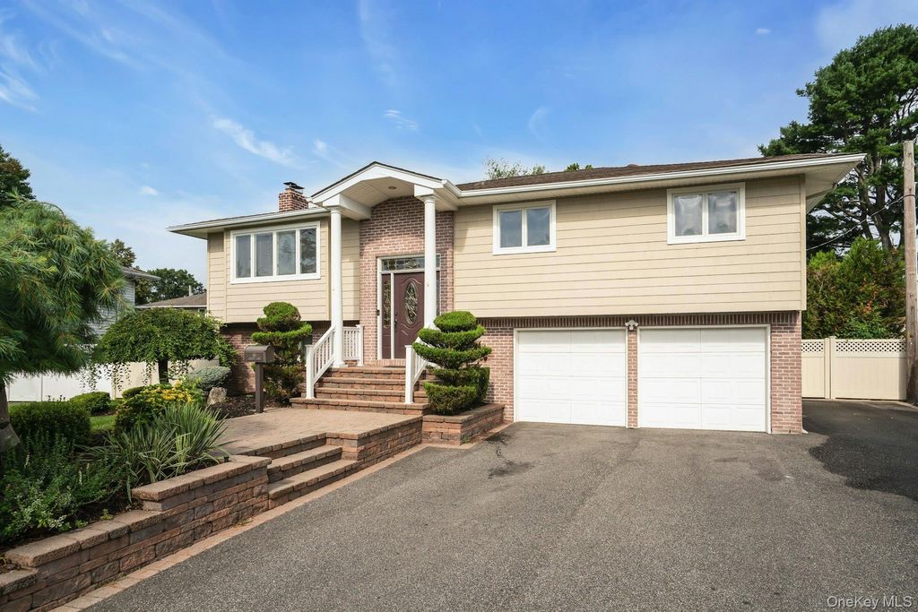 66 Harvest Lane, Commack, NY 11725