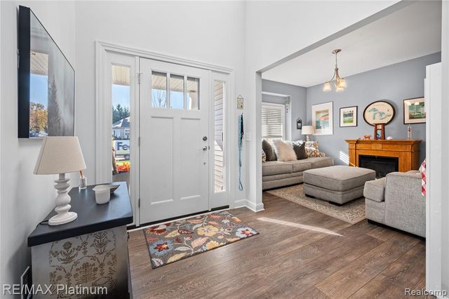 8209 Lee Road, Brighton, MI 48116