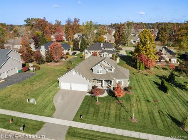 8209 Lee Road, Brighton, MI 48116