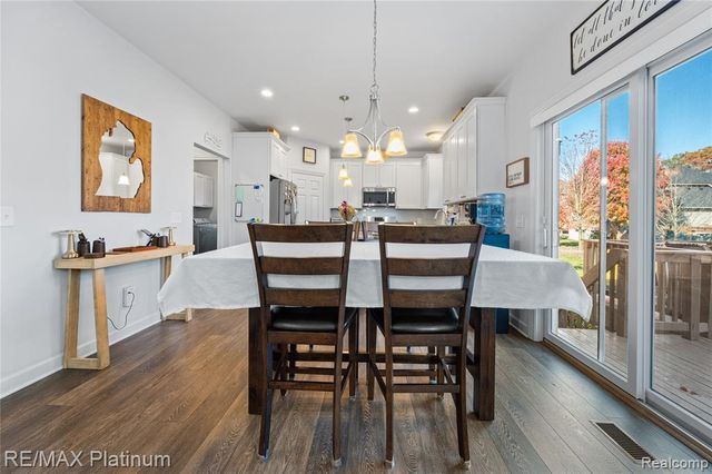 8209 Lee Road, Brighton, MI 48116