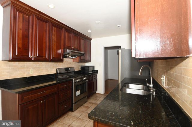 8147 INVERNESS RIDGE RD, Potomac, MD 20854