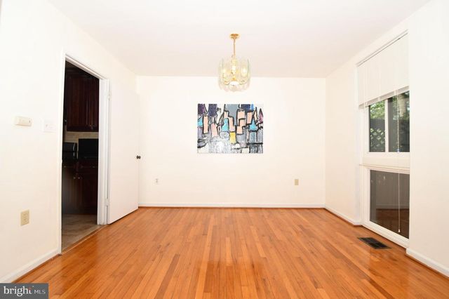 8147 INVERNESS RIDGE RD, Potomac, MD 20854