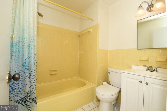 8147 INVERNESS RIDGE RD, Potomac, MD 20854