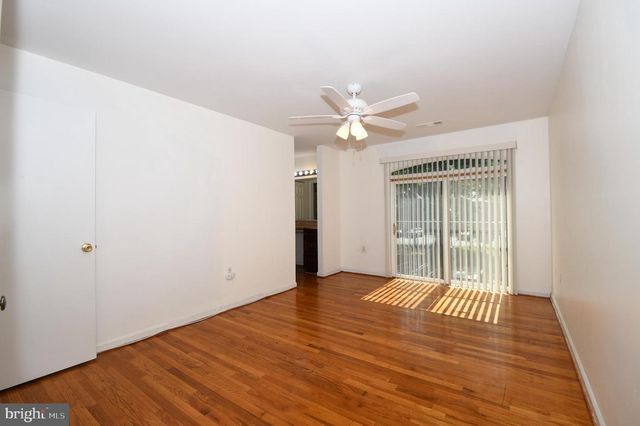 8147 INVERNESS RIDGE RD, Potomac, MD 20854