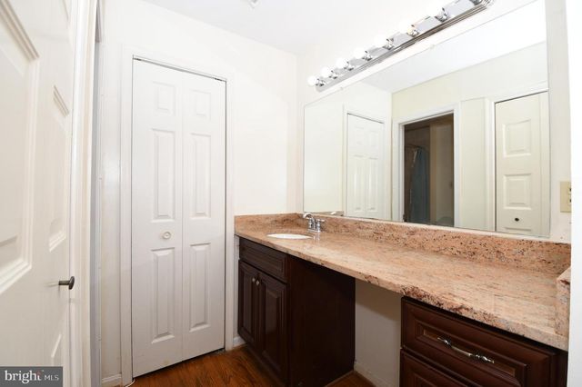 8147 INVERNESS RIDGE RD, Potomac, MD 20854