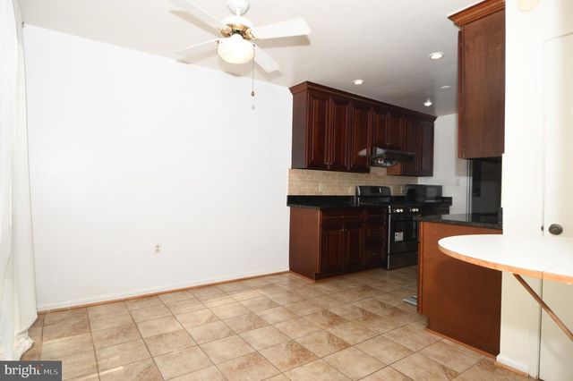 8147 INVERNESS RIDGE RD, Potomac, MD 20854