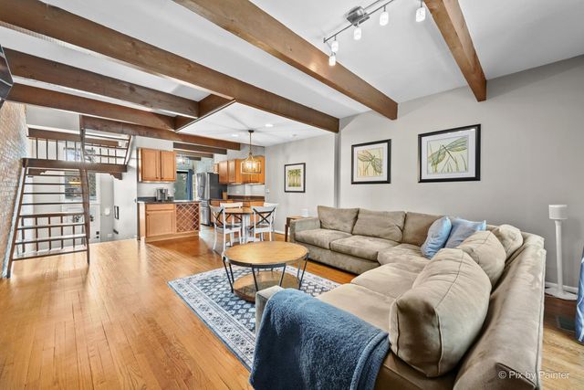 436 W Russell Street 5-436, Barrington, IL 60010