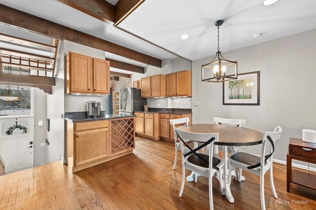 436 W Russell Street 5-436, Barrington, IL 60010