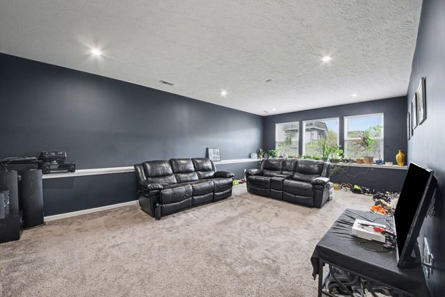 10008 Meadow Glen Drive, Independence, KY 41051