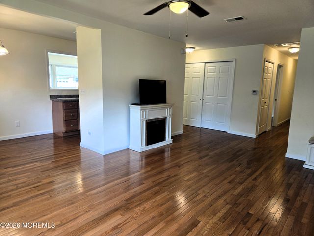17 Dixie Lane B, Jackson, NJ 08527