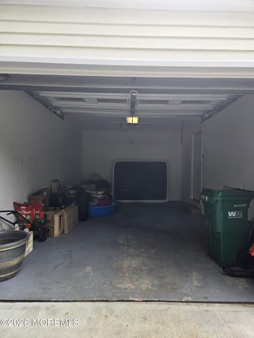 17 Dixie Lane B, Jackson, NJ 08527