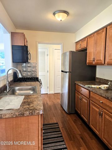 17 Dixie Lane B, Jackson, NJ 08527
