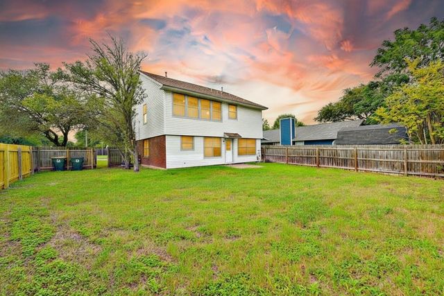 12801 Margit DR, Austin, TX 78729