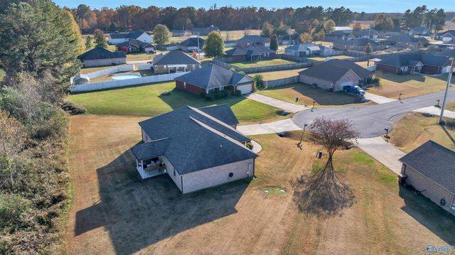 19469 Grassy Meadow Lane, Athens, AL 35613