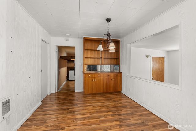 402 N 10th Street, Elma, WA 98541