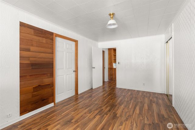 402 N 10th Street, Elma, WA 98541