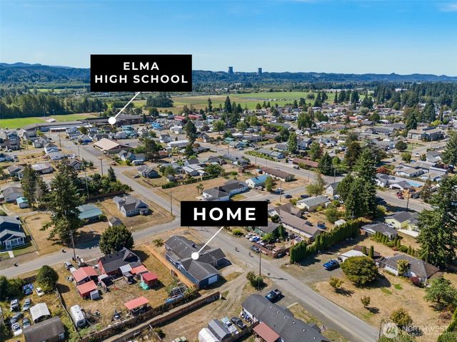 402 N 10th Street, Elma, WA 98541