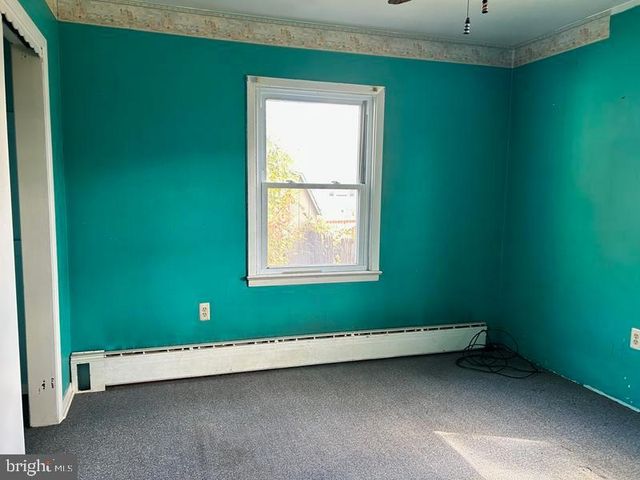 2506 STATE RD, Croydon, PA 19021