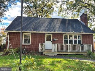 2506 STATE RD, Croydon, PA 19021