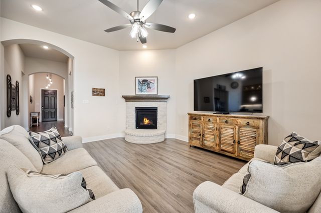 4020 Grotto Drive, Royse City, TX 75189