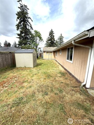 10517 Addison Street SW, Lakewood, WA 98499