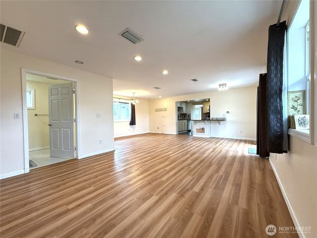 10517 Addison Street SW, Lakewood, WA 98499