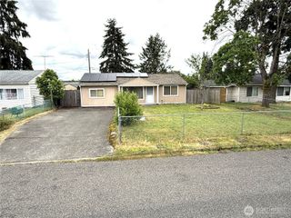 10517 Addison Street SW, Lakewood, WA 98499