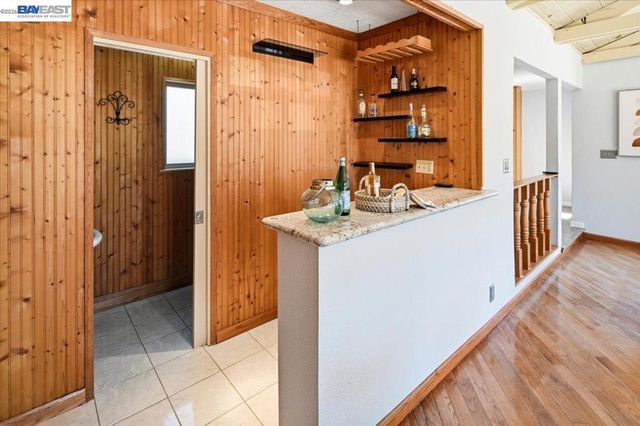 6360 Shorewood Ct, Pleasanton, CA 94588