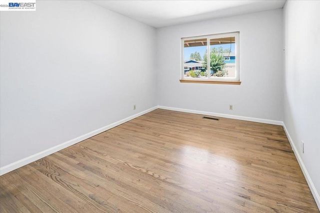 6360 Shorewood Ct, Pleasanton, CA 94588