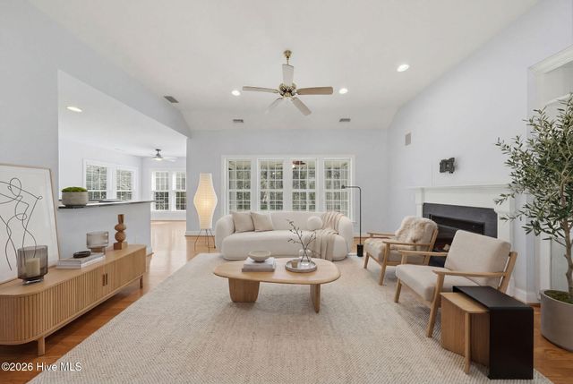 487 Broomsedge Court SE, Bolivia, NC 28422