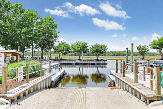 487 Broomsedge Court SE, Bolivia, NC 28422