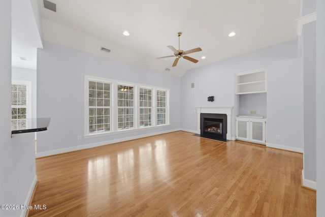 487 Broomsedge Court SE, Bolivia, NC 28422