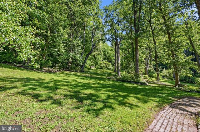 736 SUMMIT AVE, Philadelphia, PA 19128