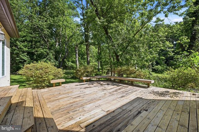 736 SUMMIT AVE, Philadelphia, PA 19128