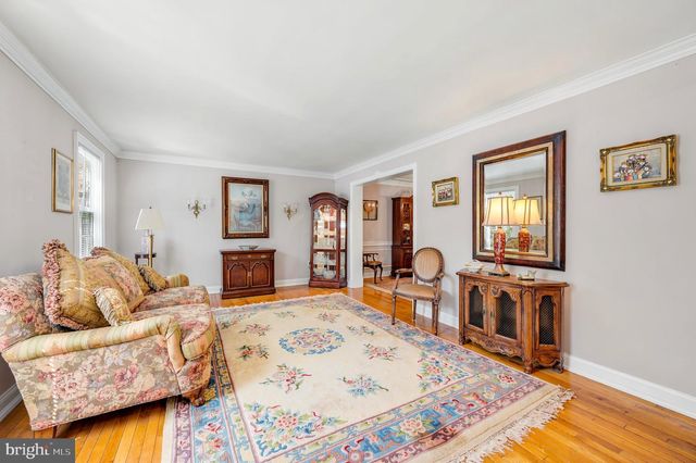 736 SUMMIT AVE, Philadelphia, PA 19128