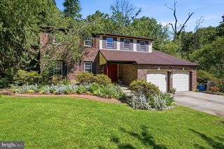 736 SUMMIT AVE, Philadelphia, PA 19128