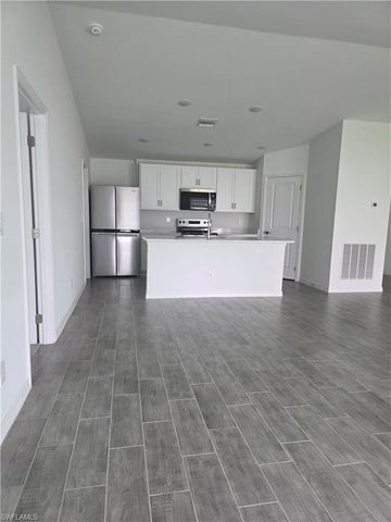 408 NW 31st PL, Cape Coral, FL 33993