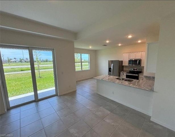 408 NW 31st PL, Cape Coral, FL 33993