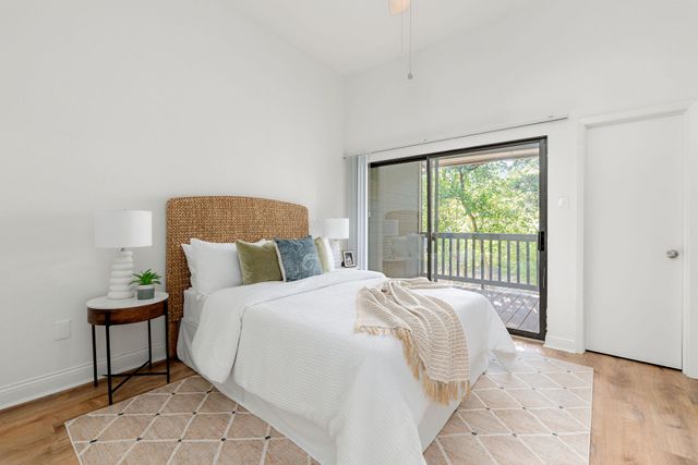 2215 Post RD 1034, Austin, TX 78704